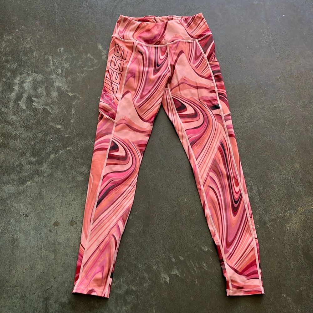 Guess athletic wear leggings sz M